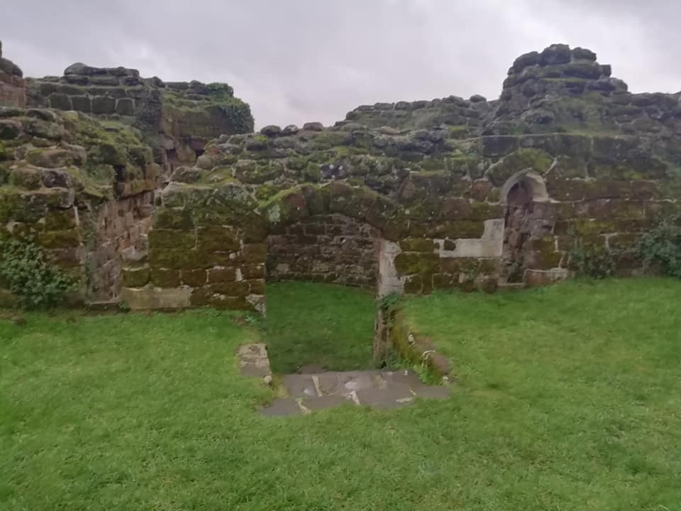 Bolingbroke Castle and the shape-shifting witch.